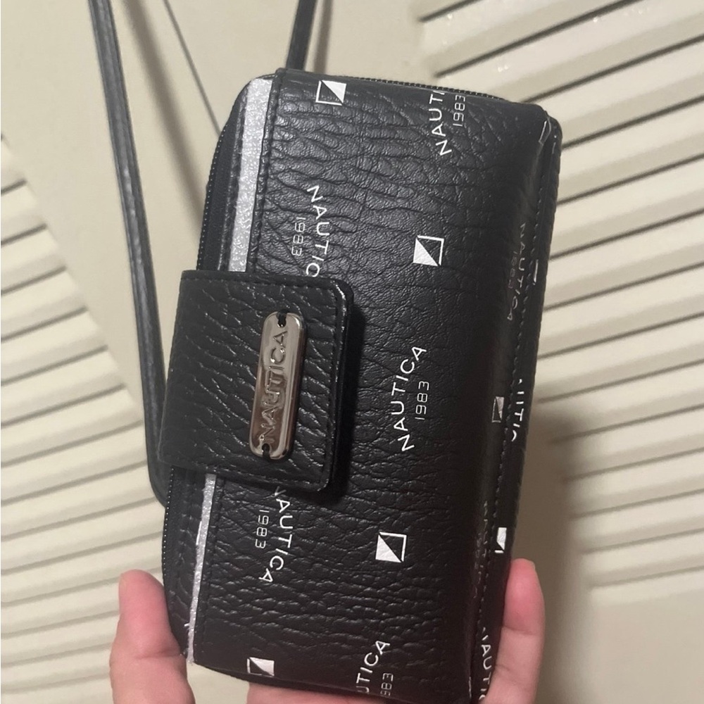Nautica Logo Wallet/Crossbody & Phone Holder, NWT Navy Blue